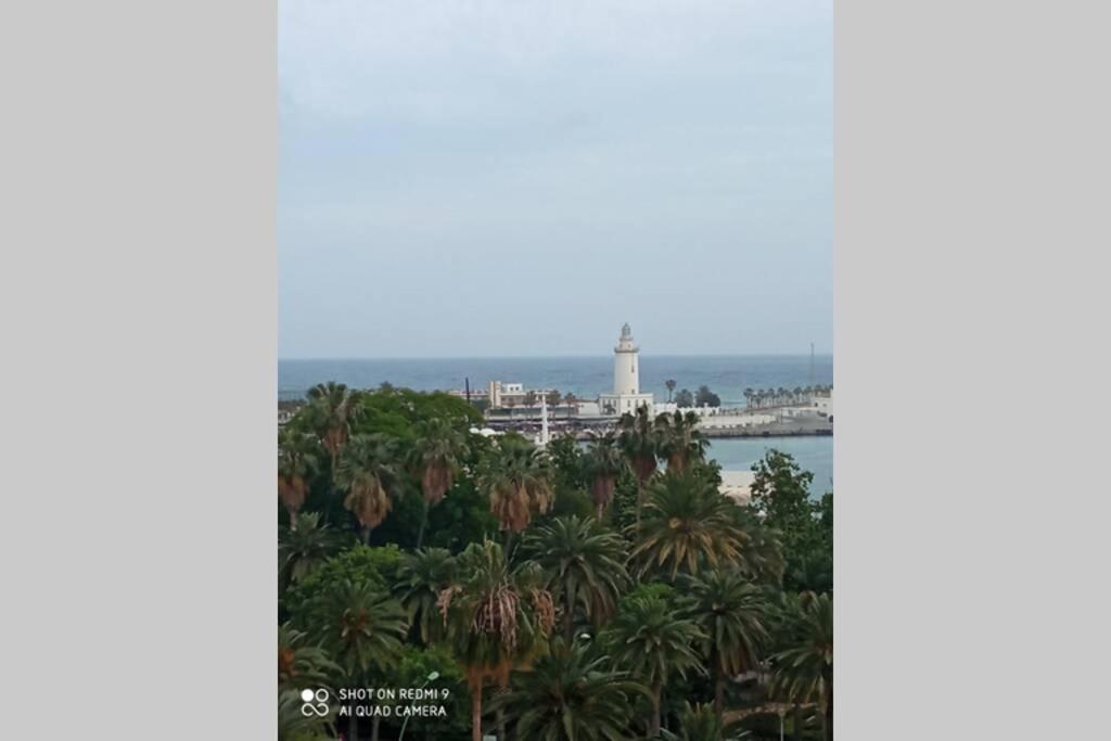 Nuevo Apartamento Lujo Playa Malagueta-Centro Malaga Luaran gambar