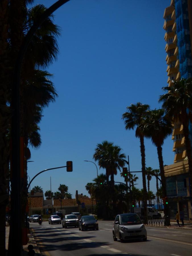 Nuevo Apartamento Lujo Playa Malagueta-Centro Malaga Luaran gambar