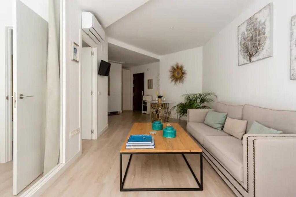 Nuevo Apartamento Lujo Playa Malagueta-Centro Malaga Luaran gambar