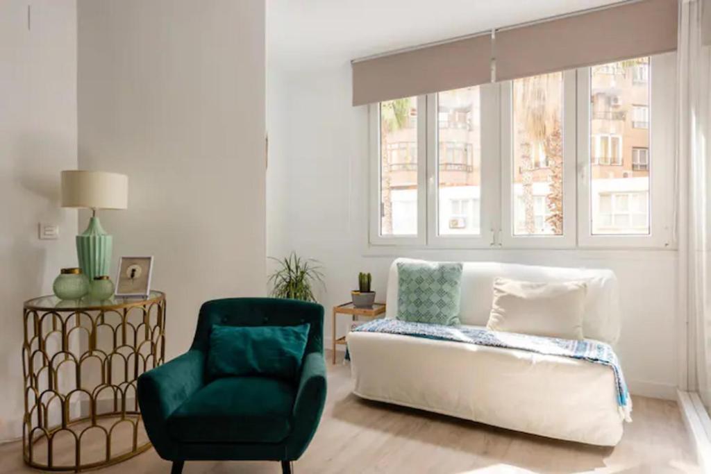 Nuevo Apartamento Lujo Playa Malagueta-Centro Malaga Luaran gambar