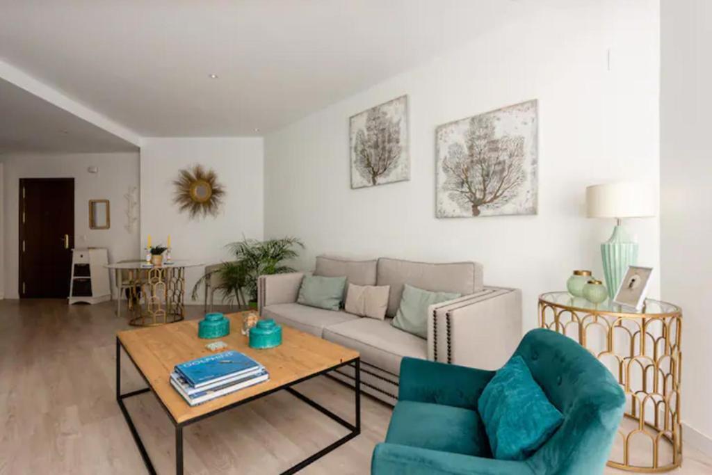 Nuevo Apartamento Lujo Playa Malagueta-Centro Malaga Luaran gambar