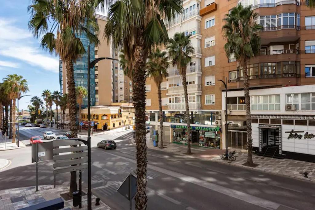 Nuevo Apartamento Lujo Playa Malagueta-Centro Malaga Luaran gambar